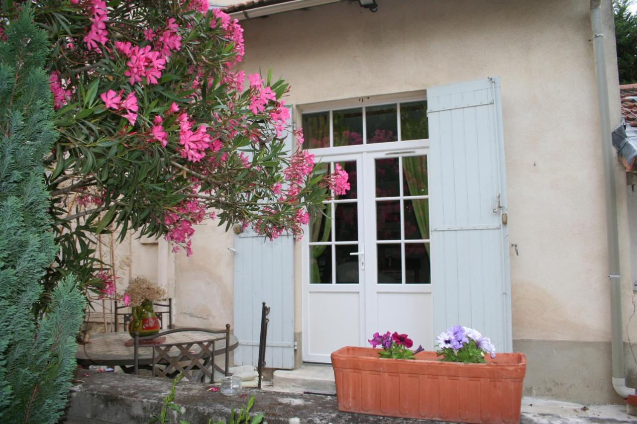 Le Petit Palais Maisonnette Aparthotel Avignon Bagian luar foto