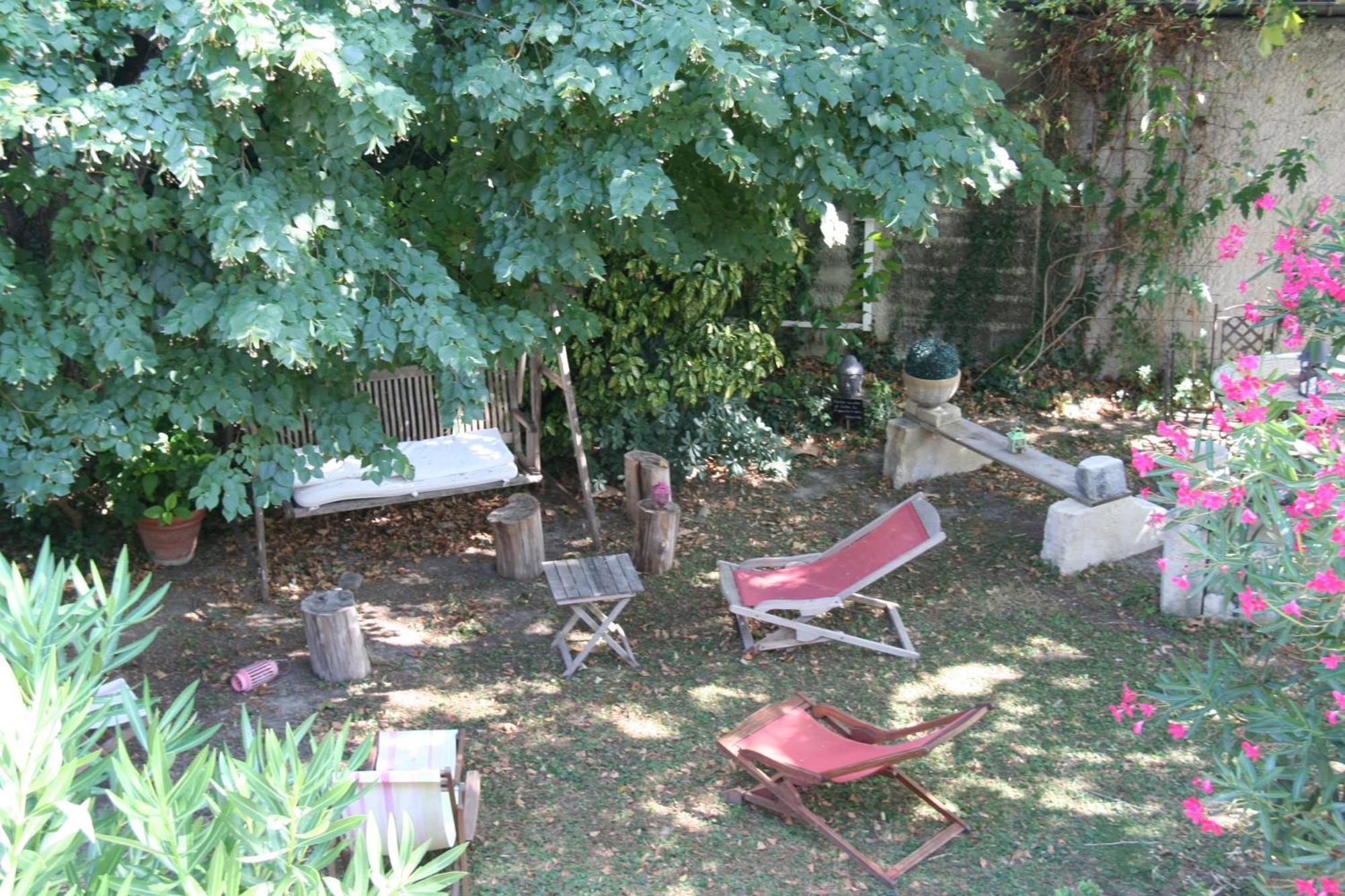 Le Petit Palais Maisonnette Aparthotel Avignon Bagian luar foto